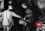 Standbild Dynamite stick Franklin New Jersey USA, 1914, aus Sekunde 43 historischem Filmmaterial Videoclip 65675028920