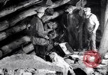 Image boîte contenant de la dynamite et de détonateurs Franklin New Jersey USA, 1914, de la seconde 40 séquences d'archives historiques vidéo 65675028922