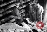 Image boîte contenant de la dynamite et de détonateurs Franklin New Jersey USA, 1914, de la seconde 42 séquences d'archives historiques vidéo 65675028922