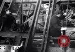 Image inspection de hissage des cordes Franklin New Jersey USA, 1914, de la seconde 19 séquences d'archives historiques vidéo 65675028926