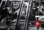 Image inspection de hissage des cordes Franklin New Jersey USA, 1914, de la seconde 34 séquences d'archives historiques vidéo 65675028926