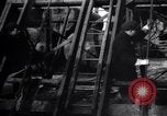 Image inspection de hissage des cordes Franklin New Jersey USA, 1914, de la seconde 39 séquences d'archives historiques vidéo 65675028926