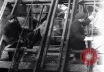 Image inspection de hissage des cordes Franklin New Jersey USA, 1914, de la seconde 50 séquences d'archives historiques vidéo 65675028926