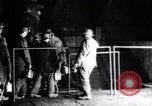 Standbild heben Zink Bergleute Franklin New Jersey USA, 1914, aus Sekunde 36 historischem Filmmaterial Videoclip 65675028929