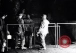 Standbild heben Zink Bergleute Franklin New Jersey USA, 1914, aus Sekunde 38 historischem Filmmaterial Videoclip 65675028929