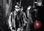 Standbild Zink Bergleute Franklin New Jersey USA, 1914, aus Sekunde 47 historischem Filmmaterial Videoclip 65675028930