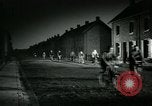 Immagine di Lavoratori in fabbrica Isbergues Francia, 1952, secondo 36 filmato di repertorio 65675028939