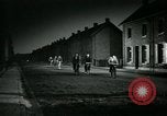 Immagine di Lavoratori in fabbrica Isbergues Francia, 1952, secondo 40 filmato di repertorio 65675028939