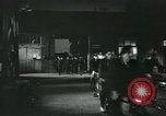 Immagine di Lavoratori in fabbrica Isbergues Francia, 1952, secondo 58 filmato di repertorio 65675028939