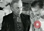 Immagine di Francese operaio di fabbrica Robert e i suoi genitori Isbergues Francia, 1952, secondo 58 filmato di repertorio 65675028941
