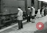 Immagine di Nelle classi del sindacalismo Parigi Francia, 1952, secondo 4 filmato di repertorio 65675028942