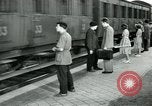 Immagine di Nelle classi del sindacalismo Parigi Francia, 1952, secondo 12 filmato di repertorio 65675028942