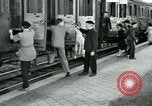 Immagine di Nelle classi del sindacalismo Parigi Francia, 1952, secondo 21 filmato di repertorio 65675028942