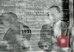 Immagine di Nelle classi del sindacalismo Parigi Francia, 1952, secondo 61 filmato di repertorio 65675028942