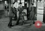 Immagine di Unione lavoratori riuniti Parigi Francia, 1952, secondo 23 filmato di repertorio 65675028943