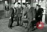 Immagine di Unione lavoratori riuniti Parigi Francia, 1952, secondo 28 filmato di repertorio 65675028943