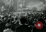 Immagine di Unione lavoratori riuniti Parigi Francia, 1952, secondo 34 filmato di repertorio 65675028943