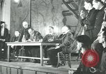 Immagine di Unione lavoratori riuniti Parigi Francia, 1952, secondo 53 filmato di repertorio 65675028943