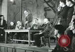 Immagine di Unione lavoratori riuniti Parigi Francia, 1952, secondo 56 filmato di repertorio 65675028943