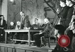 Immagine di Unione lavoratori riuniti Parigi Francia, 1952, secondo 59 filmato di repertorio 65675028943