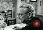 Immagine di Unione lavoratori di preavviso Isbergues Francia, 1952, secondo 50 filmato di repertorio 65675028945
