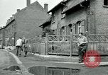 Immagine di Unione lavoratori di preavviso Isbergues Francia, 1952, secondo 56 filmato di repertorio 65675028945
