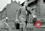 Immagine di Unione lavoratori di preavviso Isbergues Francia, 1952, secondo 60 filmato di repertorio 65675028945
