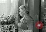 Immagine di La rivolta dei lavoratori Isbergues Francia, 1952, secondo 6 filmato di repertorio 65675028946