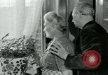 Immagine di La rivolta dei lavoratori Isbergues Francia, 1952, secondo 8 filmato di repertorio 65675028946