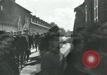 Immagine di La rivolta dei lavoratori Isbergues Francia, 1952, secondo 48 filmato di repertorio 65675028946