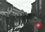 Immagine di La rivolta dei lavoratori Isbergues Francia, 1952, secondo 49 filmato di repertorio 65675028946