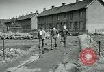 Immagine di La rivolta dei lavoratori Isbergues Francia, 1952, secondo 55 filmato di repertorio 65675028946