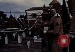 Standbild buddhistische Tempel Bangkok Thailand, 1939, aus Sekunde 30 historischem Filmmaterial Videoclip 65675028958