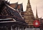 Standbild buddhistische Tempel Bangkok Thailand, 1939, aus Sekunde 62 historischem Filmmaterial Videoclip 65675028958