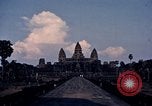 Standbild Statue von Vishnu in Siem Reap Kambodscha, 1939, aus Sekunde 6 historischem Filmmaterial Videoclip 65675028961