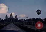 Standbild Statue von Vishnu in Siem Reap Kambodscha, 1939, aus Sekunde 9 historischem Filmmaterial Videoclip 65675028961