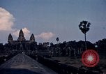 Standbild Statue von Vishnu in Siem Reap Kambodscha, 1939, aus Sekunde 10 historischem Filmmaterial Videoclip 65675028961