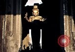 Standbild Statue von Vishnu in Siem Reap Kambodscha, 1939, aus Sekunde 15 historischem Filmmaterial Videoclip 65675028961
