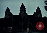 Standbild Statue von Vishnu in Siem Reap Kambodscha, 1939, aus Sekunde 47 historischem Filmmaterial Videoclip 65675028961