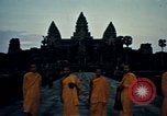 Standbild Statue von Vishnu in Siem Reap Kambodscha, 1939, aus Sekunde 59 historischem Filmmaterial Videoclip 65675028961