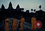 Standbild Statue von Vishnu in Siem Reap Kambodscha, 1939, aus Sekunde 61 historischem Filmmaterial Videoclip 65675028961