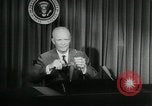 Standbild Präsident Eisenhower auf amerikanische Raumfahrtprogramm Washington DC USA, 1957, aus Sekunde 21 historischem Filmmaterial Videoclip 65675028964