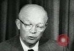 Standbild Präsident Eisenhower auf amerikanische Raumfahrtprogramm Washington DC USA, 1957, aus Sekunde 33 historischem Filmmaterial Videoclip 65675028964