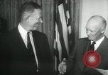 Standbild Neil McElroy H Washington DC USA, 1957, aus Sekunde 23 historischem Filmmaterial Videoclip 65675028965