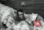 Standbild Baumwolle pflücken Contest Arkansas United States USA, 1957, aus Sekunde 44 historischem Filmmaterial Videoclip 65675028966