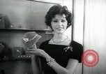 Standbild Schmuck Boutique New York City USA, 1957, aus Sekunde 12 historischem Filmmaterial Videoclip 65675028969