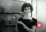 Standbild Schmuck Boutique New York City USA, 1957, aus Sekunde 13 historischem Filmmaterial Videoclip 65675028969