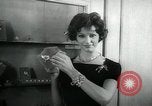 Standbild Schmuck Boutique New York City USA, 1957, aus Sekunde 16 historischem Filmmaterial Videoclip 65675028969
