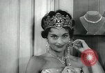 Standbild Schmuck Boutique New York City USA, 1957, aus Sekunde 39 historischem Filmmaterial Videoclip 65675028969