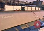 Standbild Kiel Verlegung von USS Lafayette Groton Connecticut USA, 1961, aus Sekunde 26 historischem Filmmaterial Videoclip 65675028971